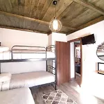 Rustic House Jacuzzi Experience