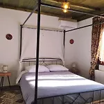 Rustic House Jacuzzi Experience Daire