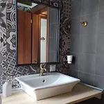 Daire Rustic House Jacuzzi Experience