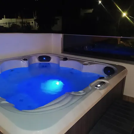 Apartmán Rustic House Smaro - Jacuzzi Experience *