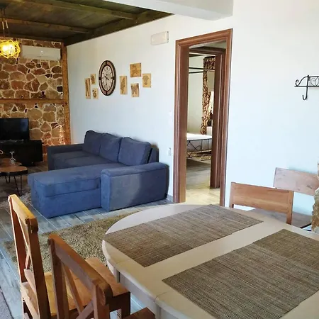 Rustic House Smaro 公寓