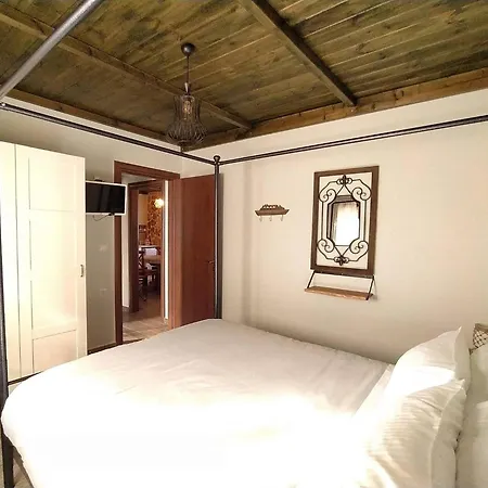 Rustic House Smaro - Jacuzzi Experience *